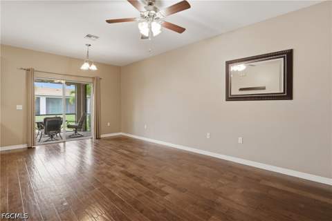 3818 Clearbrook Ln, Fort Myers FL - photo 6 of 47