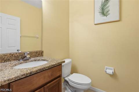 3818 Clearbrook Ln, Fort Myers FL - photo 7 of 47