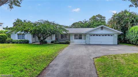 1608 Crayton Rd, Naples FL - photo 13 of 33