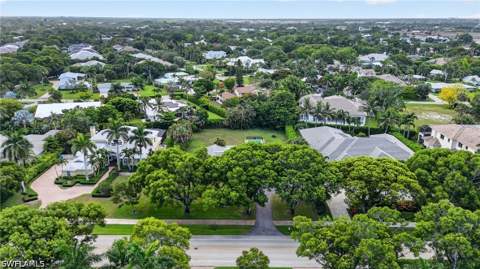 1608 Crayton Rd, Naples FL - photo 15 of 33