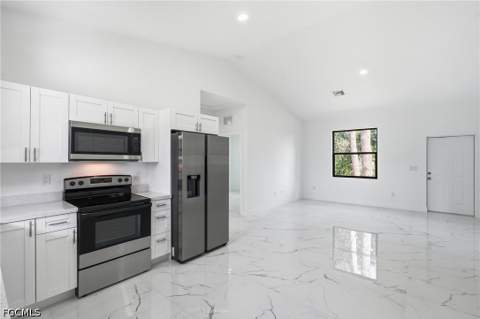 156 Carousel Ave, Labelle FL - photo 10 of 21