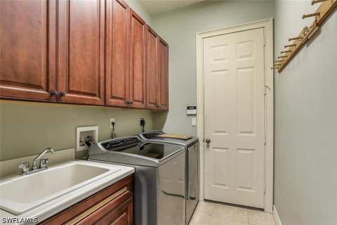3155 Santorini Ct, Naples FL - photo 18 of 23