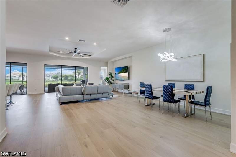 3 bedroom SingleFamilyResidence at 11110 Canal Grande Dr, Esplanade Lake Club, Fort Myers — photo 4