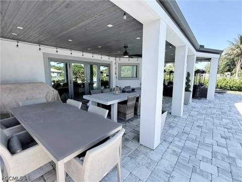 122 E North Shore Ave, North Fort Myers FL - photo 7 of 31