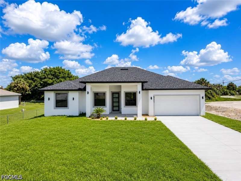 4 bedroom SingleFamilyResidence at 8022 Sunrise Cir, Port Labelle, Labelle — photo 1