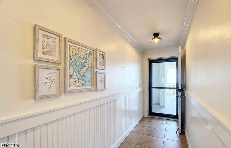 2 bedroom Condominium at 1901 Clifford St 1003, Sunset Vista, Fort Myers — photo 3