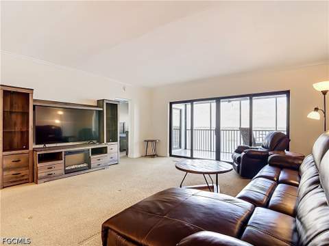 1901 Clifford St 1003, Fort Myers FL - photo 6 of 20