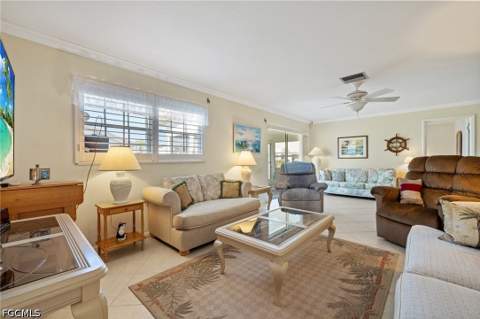 7008 Foxfire Dr, Fort Myers FL - photo 13 of 37