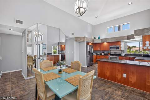 1124 Whiteheart Ct, Marco Island FL - photo 8 of 42