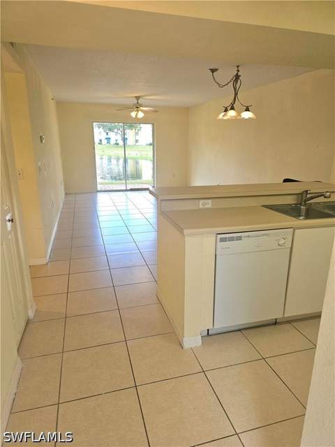 8284 Key Royal Cir 1312, Naples FL - photo 6 of 41