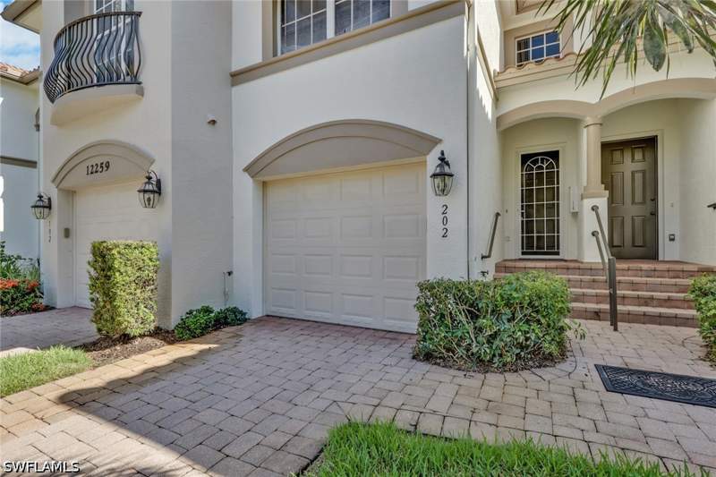 3 bedroom Townhouse at 12259 Toscana Way 202, Toscana, Bonita Springs — photo 2