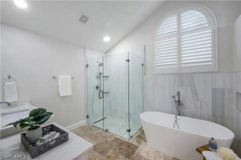235 Silverado Dr, Naples FL - photo 13 of 17