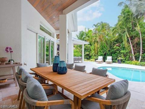 2363 Crayton Rd, Naples FL - photo 7 of 31