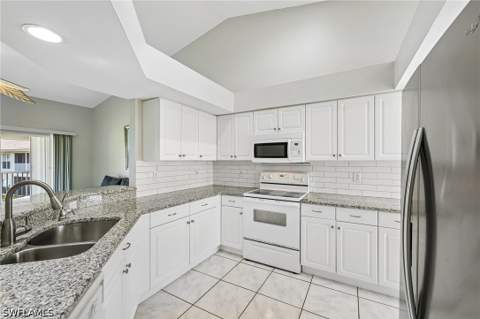 349 Dover Pl 203, Naples FL - photo 8 of 44