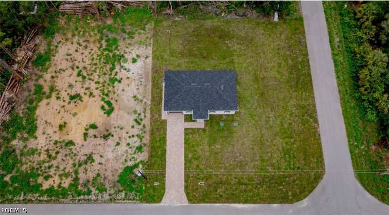 3 bedroom SingleFamilyResidence at 137 National Ave S, Lehigh Acres, Lehigh Acres — photo 1
