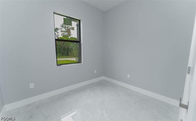 3 bedroom SingleFamilyResidence at 137 National Ave S, Lehigh Acres, Lehigh Acres — photo 3