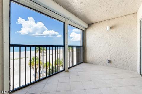 7700 Estero Blvd 402, Fort Myers Beach FL - photo 14 of 46