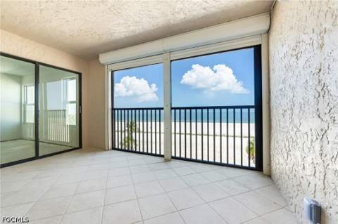 7700 Estero Blvd 402, Fort Myers Beach FL - photo 15 of 46