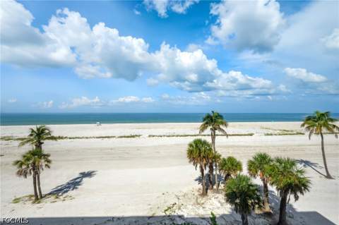 7700 Estero Blvd 402, Fort Myers Beach FL - photo 16 of 46