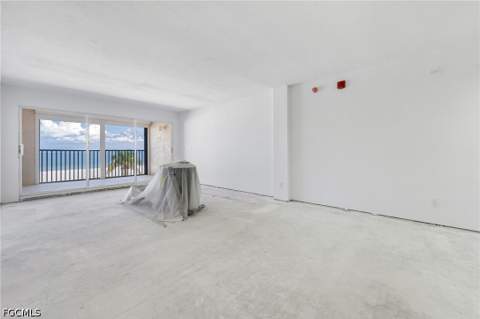 7700 Estero Blvd 402, Fort Myers Beach FL - photo 8 of 46