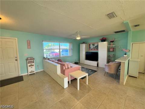 1027 SE 17th Ave, Cape Coral FL - photo 6 of 31