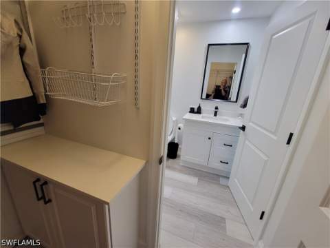 1190 Yesica Ann Cir B-204, Naples FL - photo 10 of 20