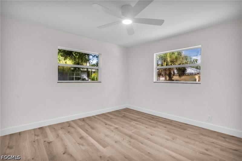 3 bedroom SingleFamilyResidence at 440 6th Ave, Labelle, Labelle — photo 5