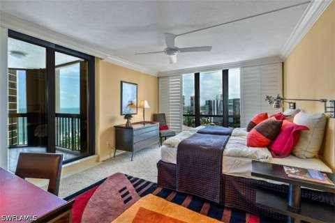 4551 Gulf Shore Blvd N 1600, Naples FL - photo 9 of 32