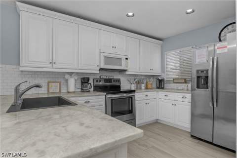 18322 Hepatica Rd, Fort Myers FL - photo 15 of 33