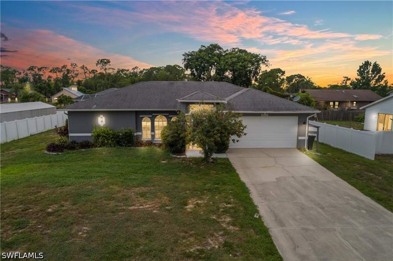 3 bedroom SingleFamilyResidence at 18322 Hepatica Rd, San Carlos Park, Fort Myers — photo 5