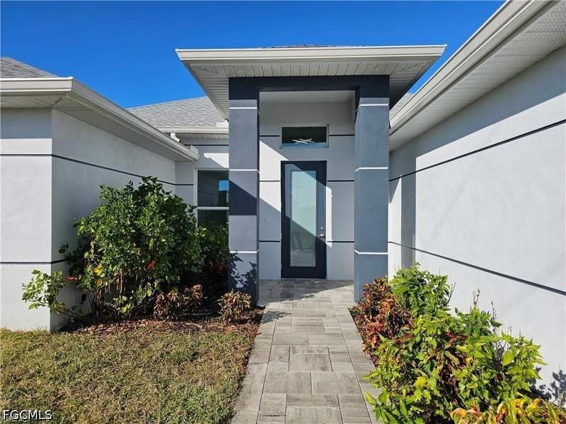 3 bedroom SingleFamilyResidence at 1425 NW 1st St, Cape Coral, Cape Coral — photo 2