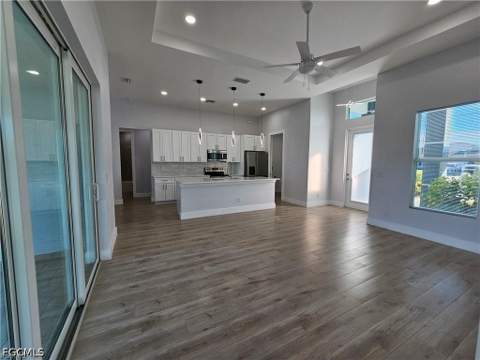 1425 NW 1st St, Cape Coral FL - photo 6 of 47