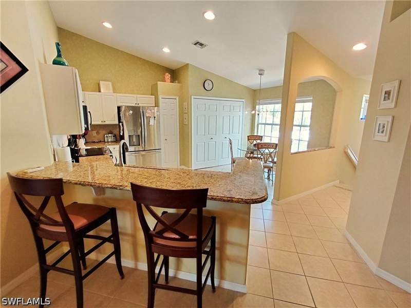 2 bedroom Condominium at 10125 Colonial Country Club Blvd 1708, Garden Lakes, Fort Myers — photo 5