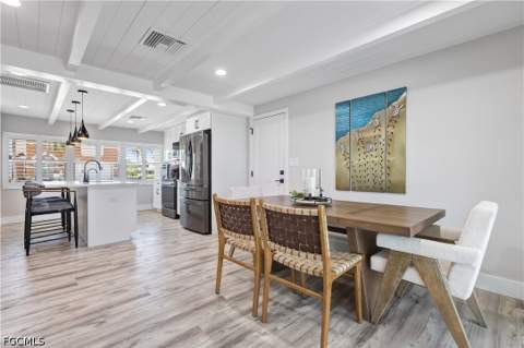 131 Egret St, Fort Myers Beach FL - photo 11 of 48