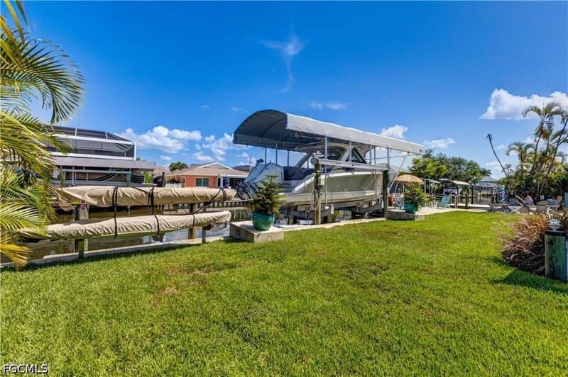 3 bedroom SingleFamilyResidence at 131 Egret St, Santini Cross Unrec, Fort Myers Beach — photo 5