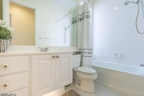 7687 Hernando Ct, Naples FL - photo 17 of 27