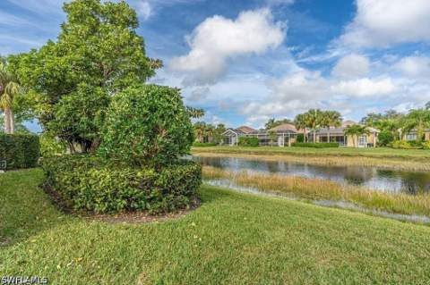 7687 Hernando Ct, Naples FL - photo 7 of 27