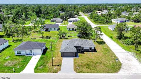2819 32nd St W, Lehigh Acres FL - photo 21 of 23
