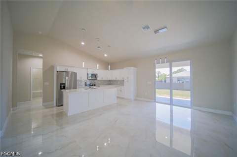 2819 32nd St W, Lehigh Acres FL - photo 6 of 23