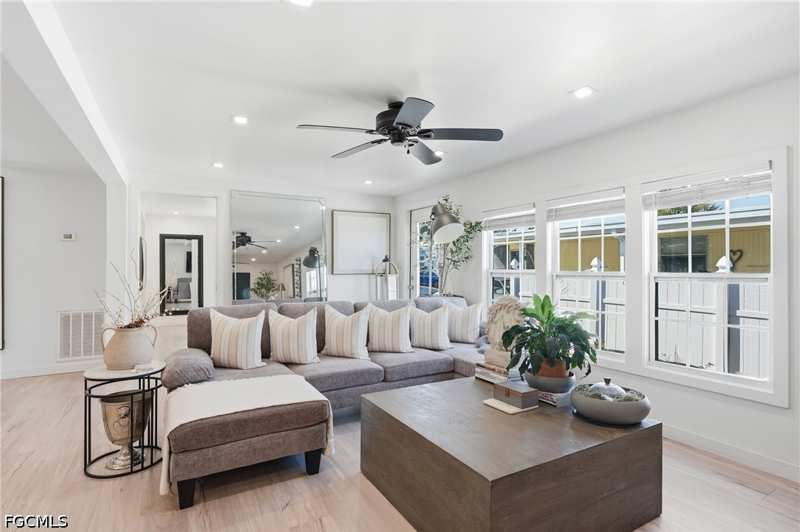 3 bedroom ManufacturedHome at 24850 Windward Blvd, Spring Creek Village, Bonita Springs — photo 1