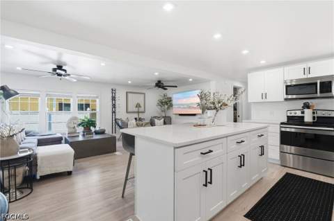 24850 Windward Blvd, Bonita Springs FL - photo 16 of 33