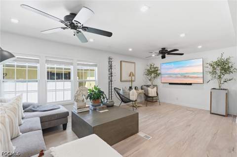 24850 Windward Blvd, Bonita Springs FL - photo 6 of 33