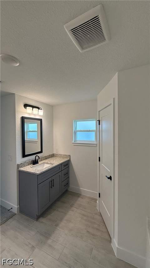 563 Windermere Dr, Lehigh Acres FL - photo 12 of 20