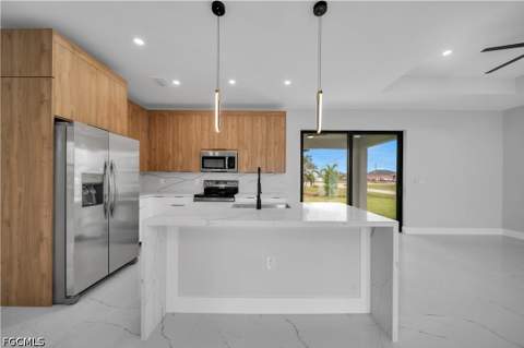 1701 NW 24th Pl, Cape Coral FL - photo 12 of 50