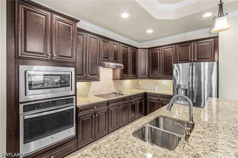28554 Westmeath Ct, Bonita Springs FL - photo 15 of 35