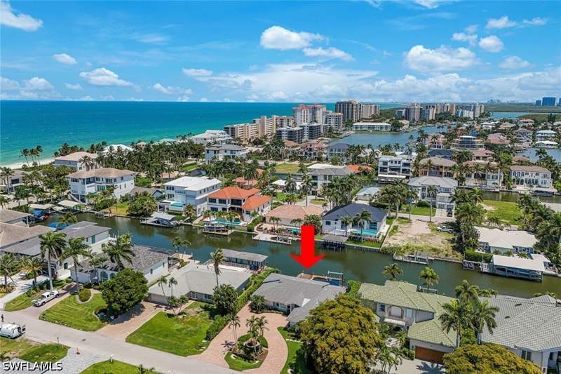 3 bedroom SingleFamilyResidence at 151 Bayview Ave, Conners, Naples — photo 3
