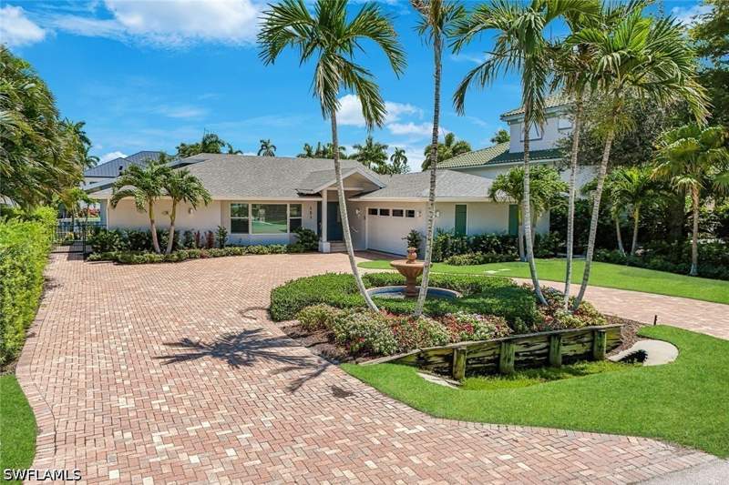 3 bedroom SingleFamilyResidence at 151 Bayview Ave, Conners, Naples — photo 5