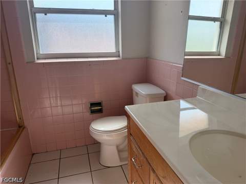 4143 Country Club Blvd, Cape Coral FL - photo 6 of 13