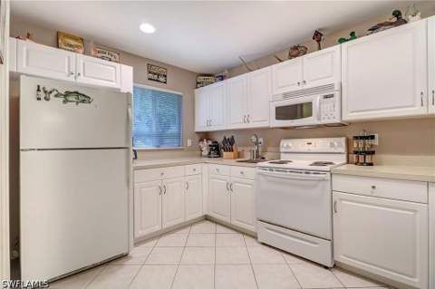 4070 10th Ave SE, Naples FL - photo 9 of 27