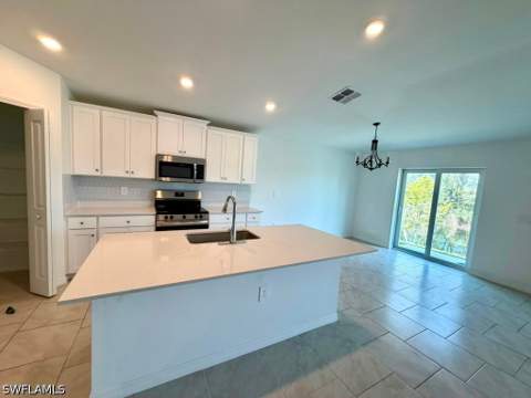 4104 NE 12th Ct, Cape Coral FL - photo 18 of 44